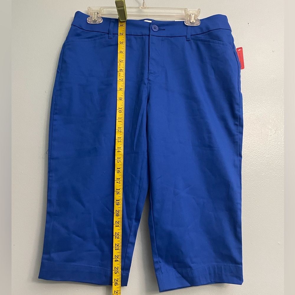 ST JOHN’S BAY CROP PANTS